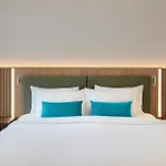 Courtyard By Marriott Hotel
