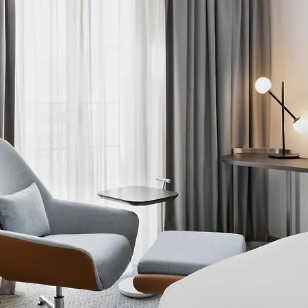 Courtyard By Marriott Hotel 4*