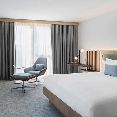 Courtyard By Marriott Hotel