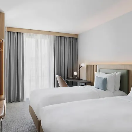 Hotel Courtyard By Marriott Biel