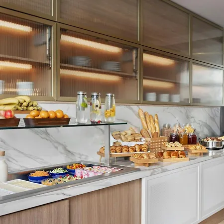 Hotel Courtyard By Marriott
