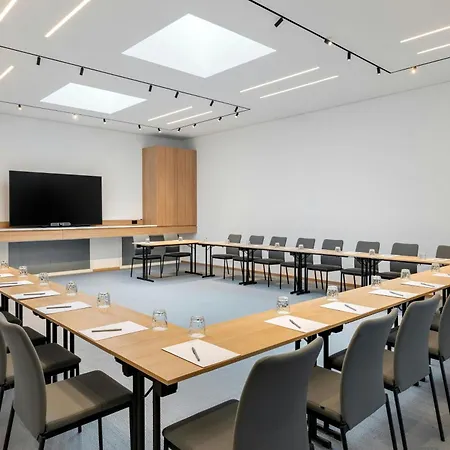 Courtyard By Marriott 4* Biel/Bienne