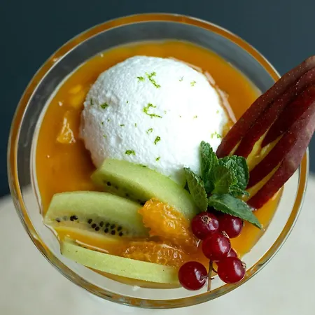 Courtyard By Marriott ביאל