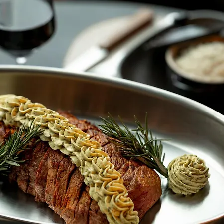 Courtyard By Marriott Bienne