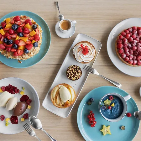 Hotel Courtyard By Marriott 4*