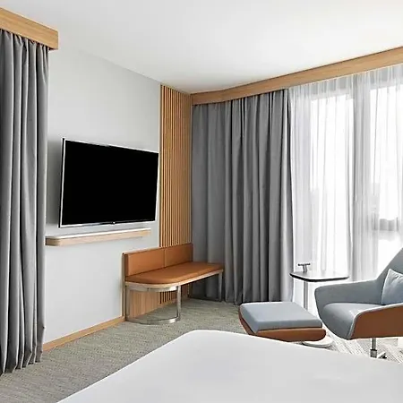 Hotel Courtyard By Marriott 4*