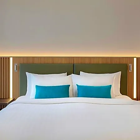 Courtyard By Marriott