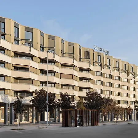 Hotel Courtyard By Marriott 4*