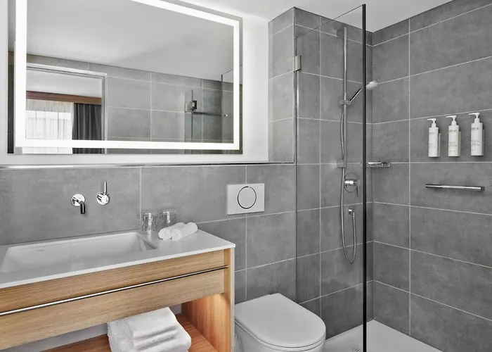 Courtyard By Marriott بيل