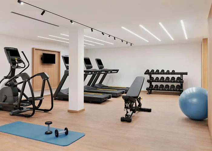 Courtyard By Marriott بيل