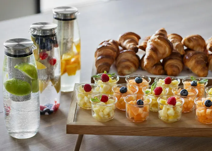 Courtyard By Marriott Hotel 4*