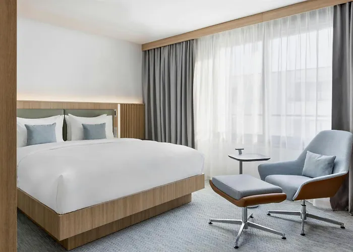 Courtyard By Marriott Hotel