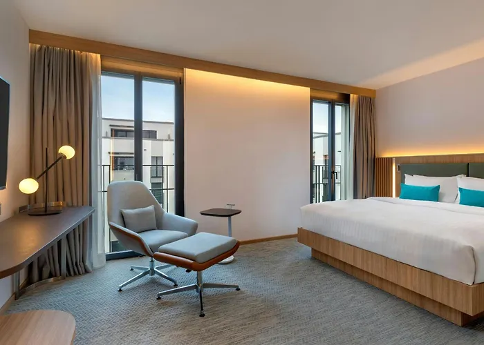 Courtyard By Marriott Hotel