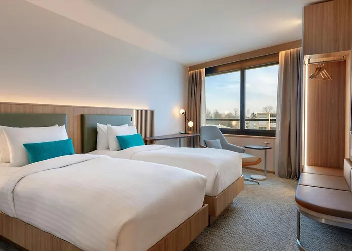 Courtyard By Marriott Hotel 4*