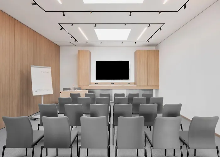 Courtyard By Marriott 4* Biel