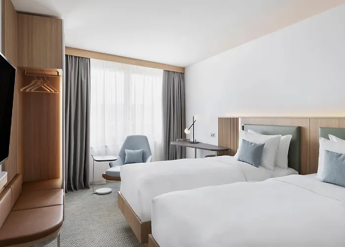 Courtyard By Marriott Hotel 4*