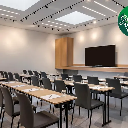 Courtyard By Marriott Hotel 4*